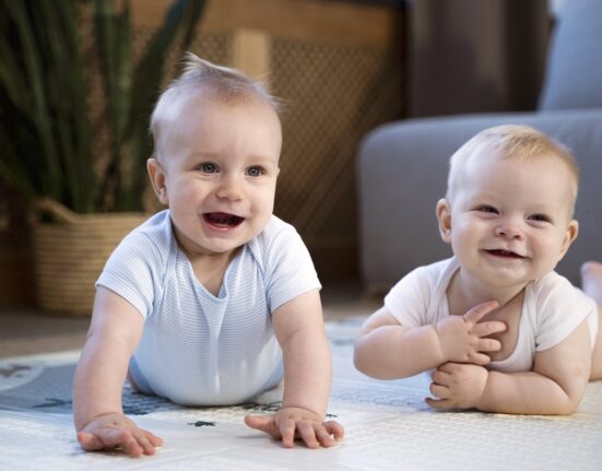 Stiže beba ili više njih, što kada čekate blizance, blizanci