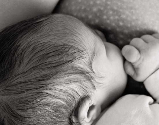 Kako liječiti bolne bradavice prilikom dojenja Bebe.hr portal