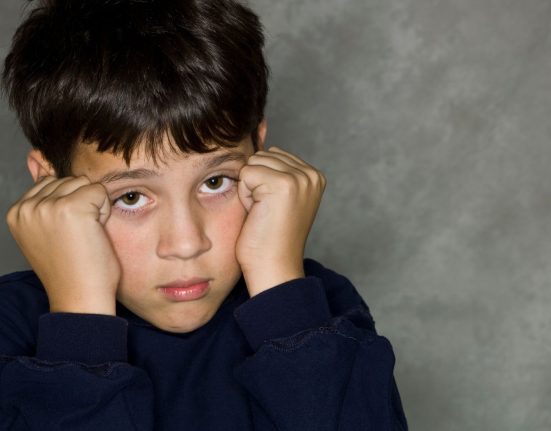 Touretteov sindrom kod djece Bebe.hr portal