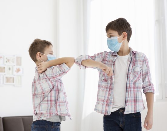 Trebaju li bebe i djeca nositi maske za lice? Bebe.hr portal