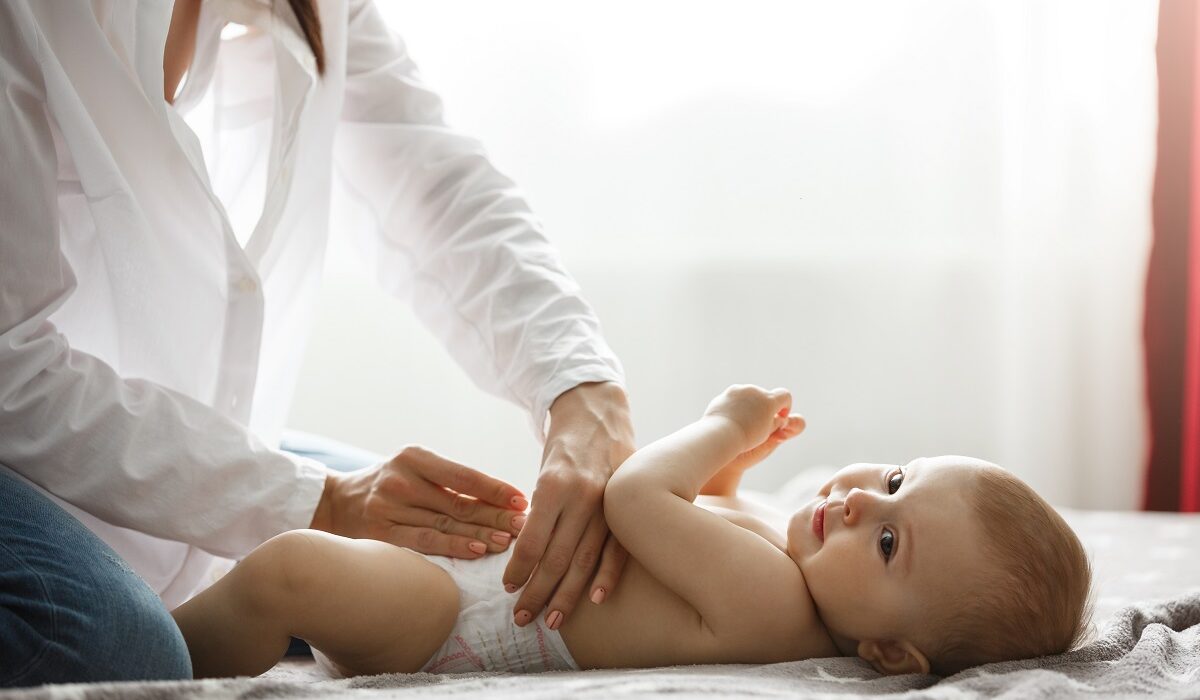 kako bebi promijeniti pelene