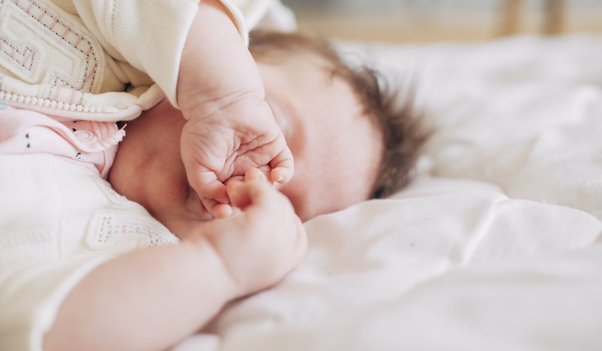 Kako kiša utječe na bebin san