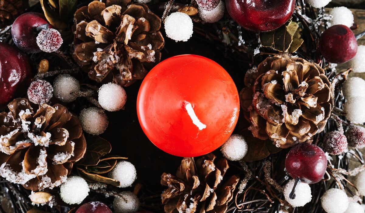 Advent i paljenje prve svijeće, simbolika adventa i što govri i što označava prva adventska svijeća