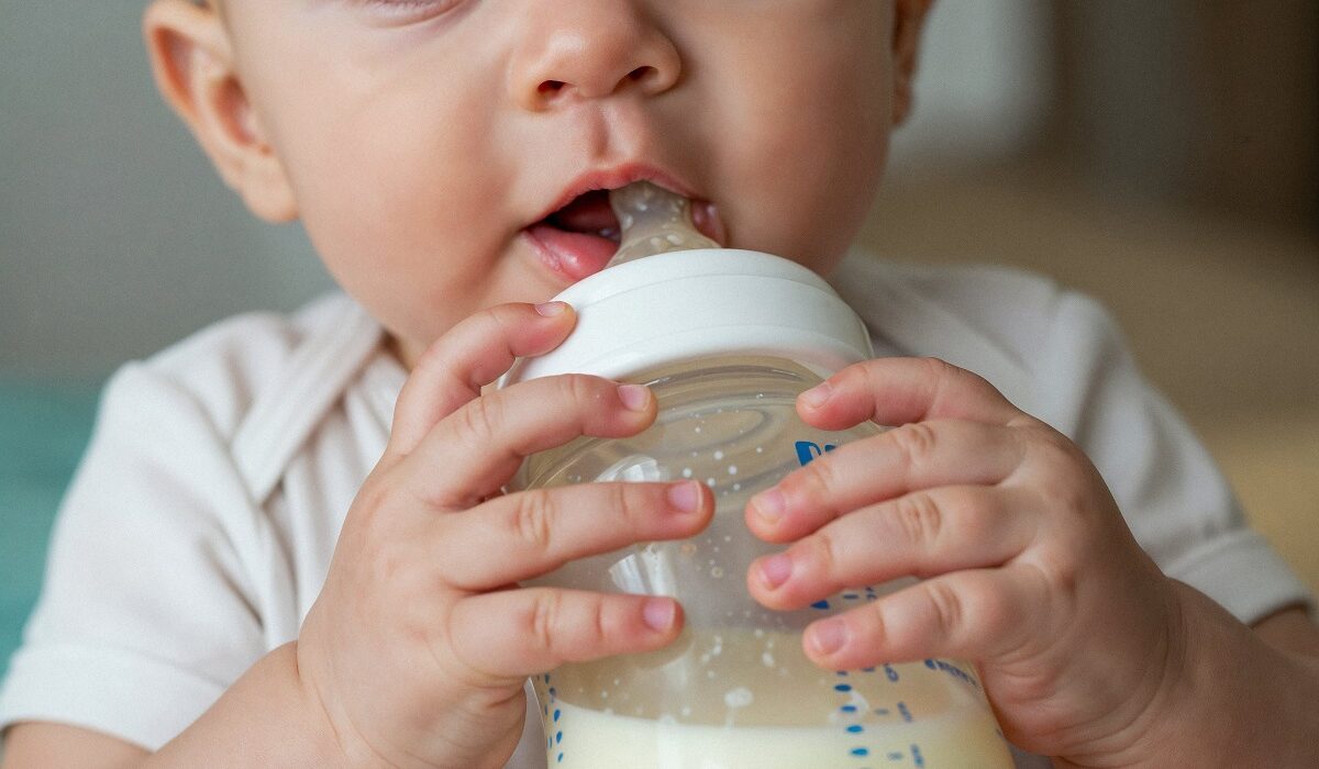 Nestle povlači hranu za bebe