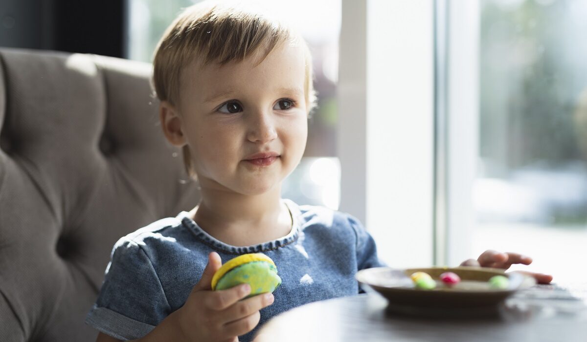 Bonton za stolom za djecu